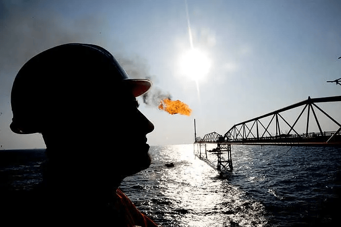 Иран тонет в нефти